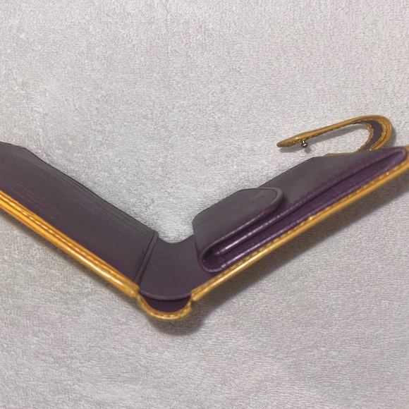 Authentic Louis Vuitton Yellow Epi Snap Wallet - Picture 12 of 13